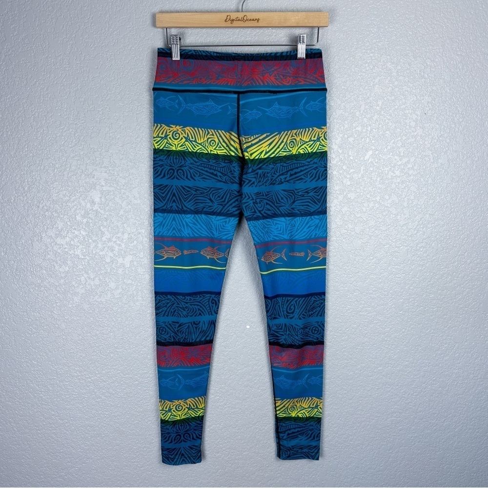 Pelagic NWT Oceanflex Active Leggings M Teal Blue Fish Stripes Island Hawaiian - Picture 7 of 11